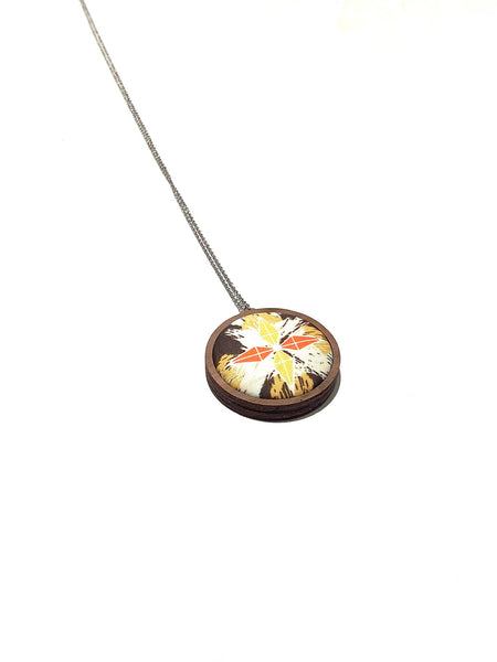 BOTÓN DE AZÚCAR- Long Pendant Necklace - Compass