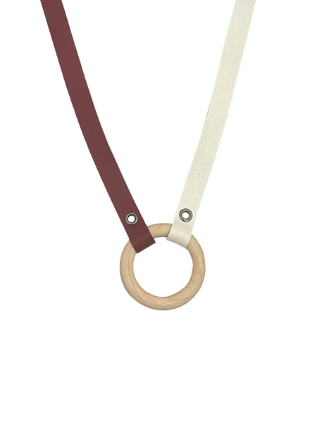 INÉDITO - White /Cranberry - Wood Ring Necklaces