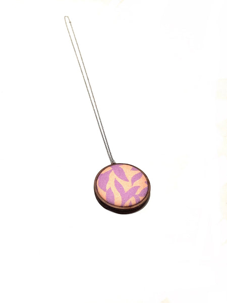 BOTÓN DE AZÚCAR- Long Pendant Necklace - Purple Leaves
