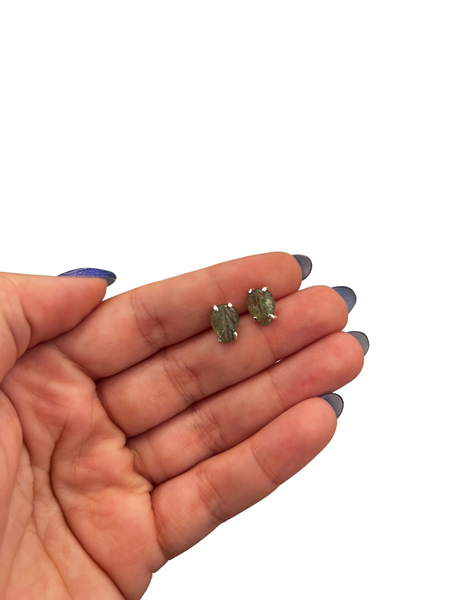 LYDIA TUCCI- Carved Green Kyanite Leaves Studs