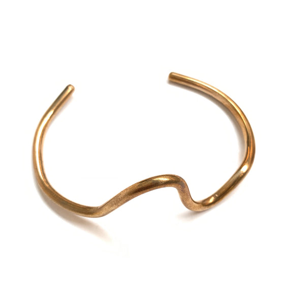 KIMPANDE - Wavy Brass Cuff