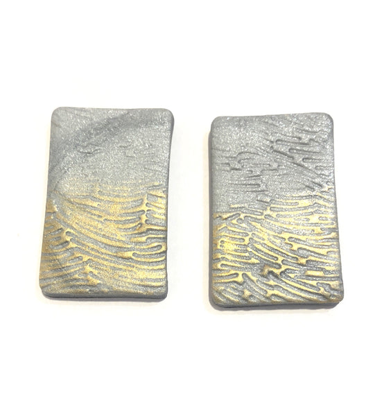 COCOLEÉ - Big Textured Studs - Silver Gold