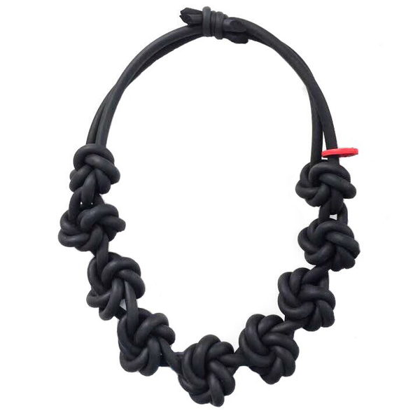 KNOT PREDICTABLE- Bold II