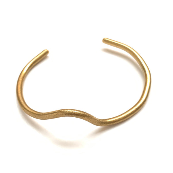 KIMPANDE - Wavy Brass Cuff
