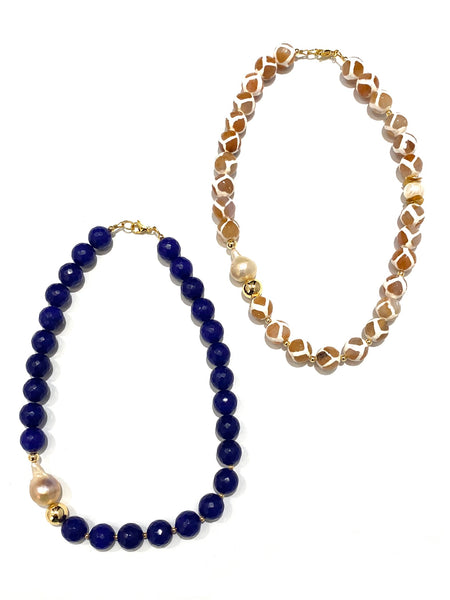 HC DESIGSN- Colored Agate with Pearl Accent Short Necklace