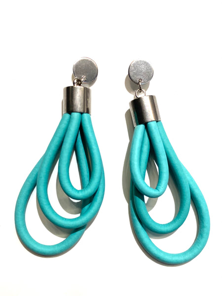 KNOT PREDICTABLE- Strand Earrings